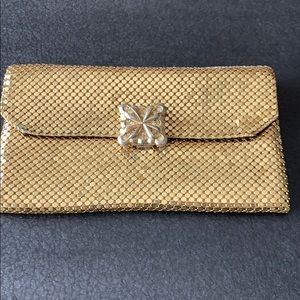 Vintage gold metal clutch. Special! ❣️